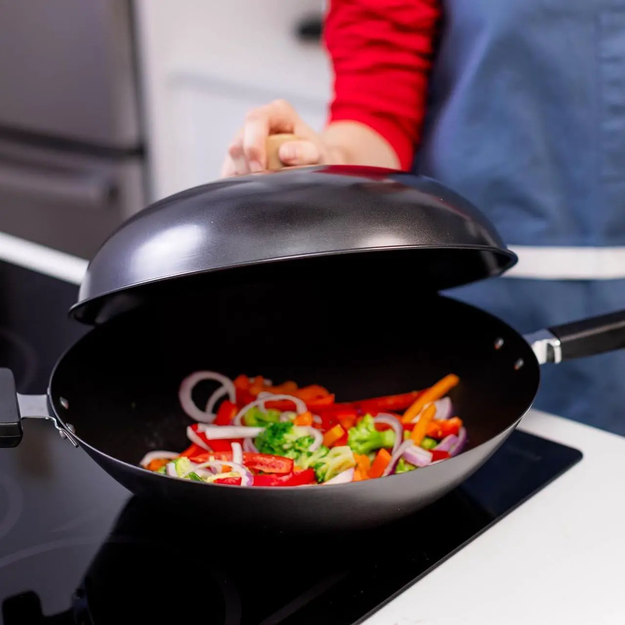 Alt view image 2 of 6 - Joyce Chen 31-0066, 13.5-Inch Nonstick Steel Dome Lid for 14-Inch Wok Black