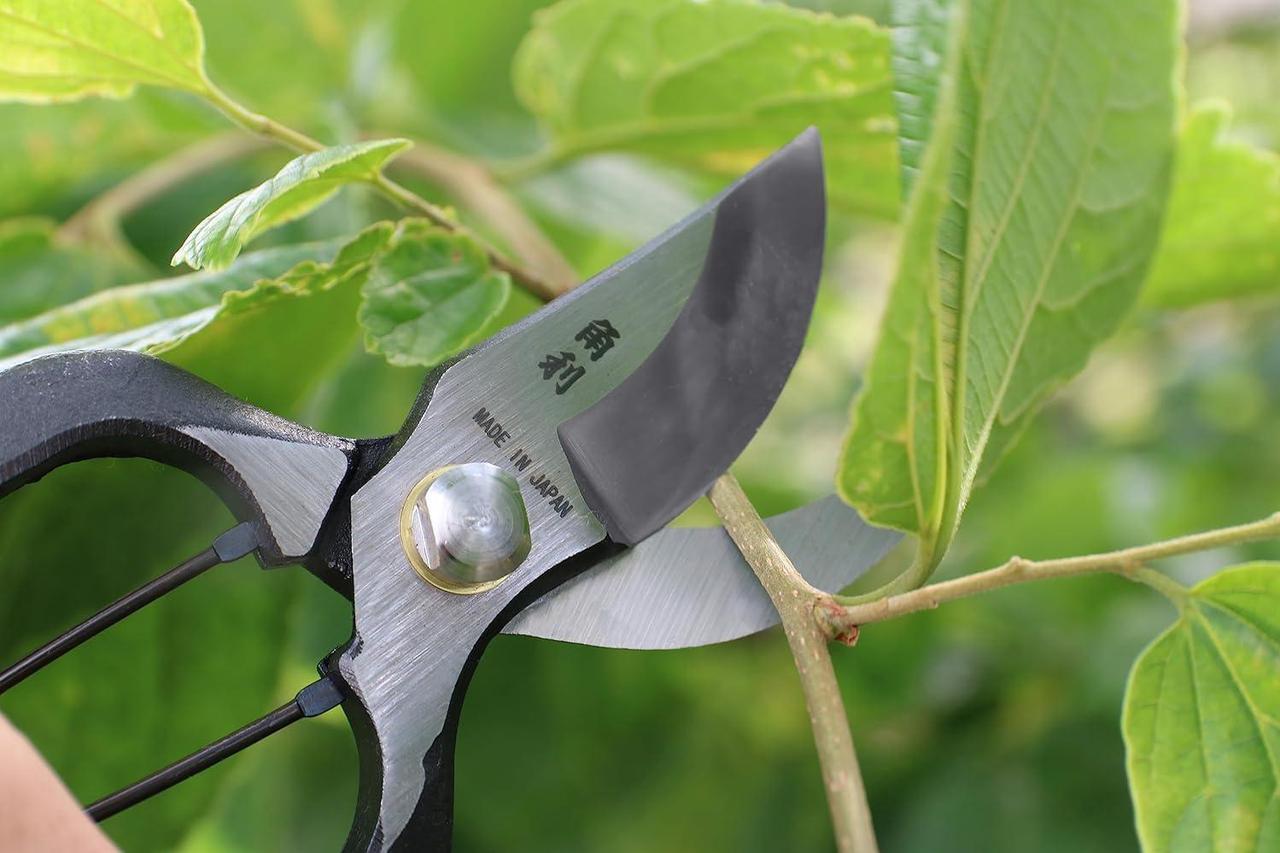 Alt view image 7 of 7 - KAKURI Japanese Pruning Shears for Gardening Heavy Duty 8", Made in JAPAN, Professional Garden Bypass Pruners with Leather Sheath, Hand Forged Japanese Carbon Steel, Black