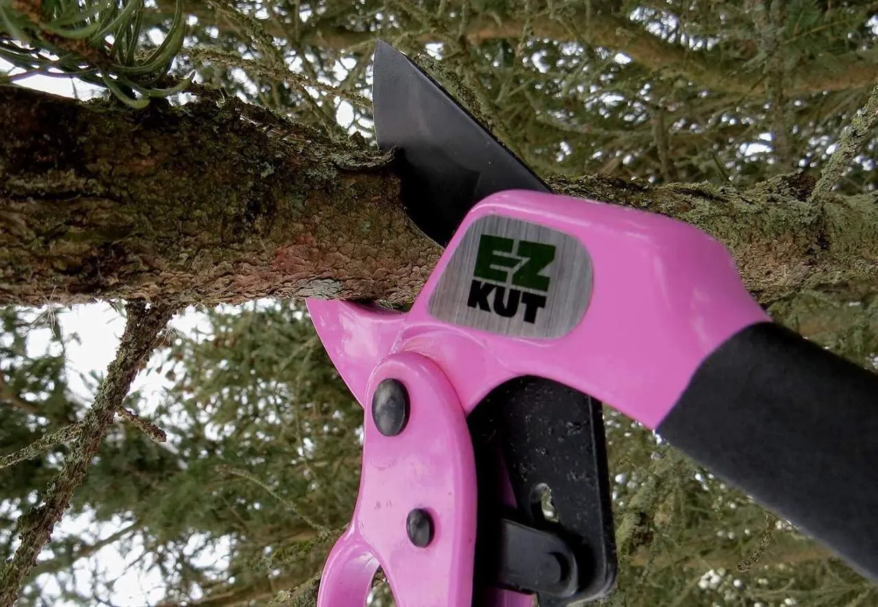 Alt view image 5 of 6 - EZ Kut Heavy Duty Pruners Ratchet Hand Pruner with Ratcheting Action Great Garden Hand Tool Clippers Gardening pruners arthritis tools Ratcheting Anvil Hand Pruner Pruning Shears Heavy Duty Since 1988