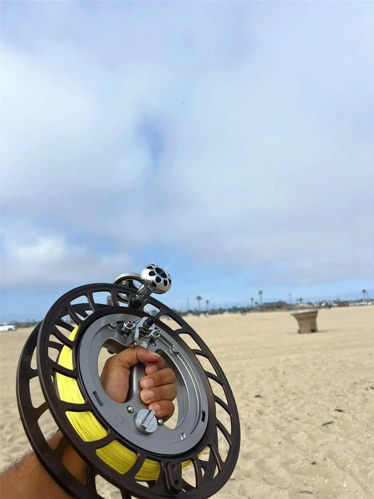 Alt view image 4 of 5 - LDLC 11" Large Kite Reel With Brake Ratchet Lock ABS & Metal Kite string Winder
