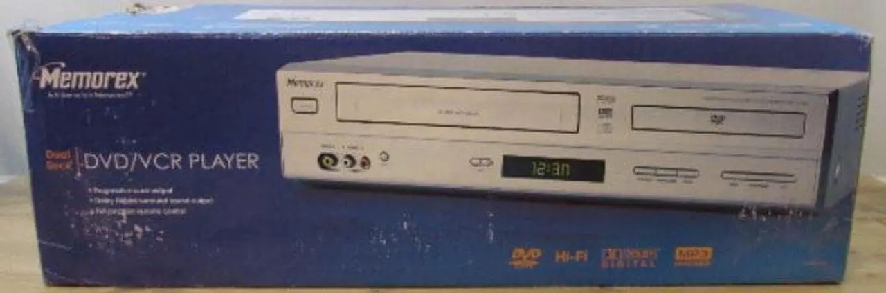 Alt view image 2 of 3 - Memorex MVD4544 DVD VCR Combo DVD Player Vhs Vcr 6 Head Vcr Combo