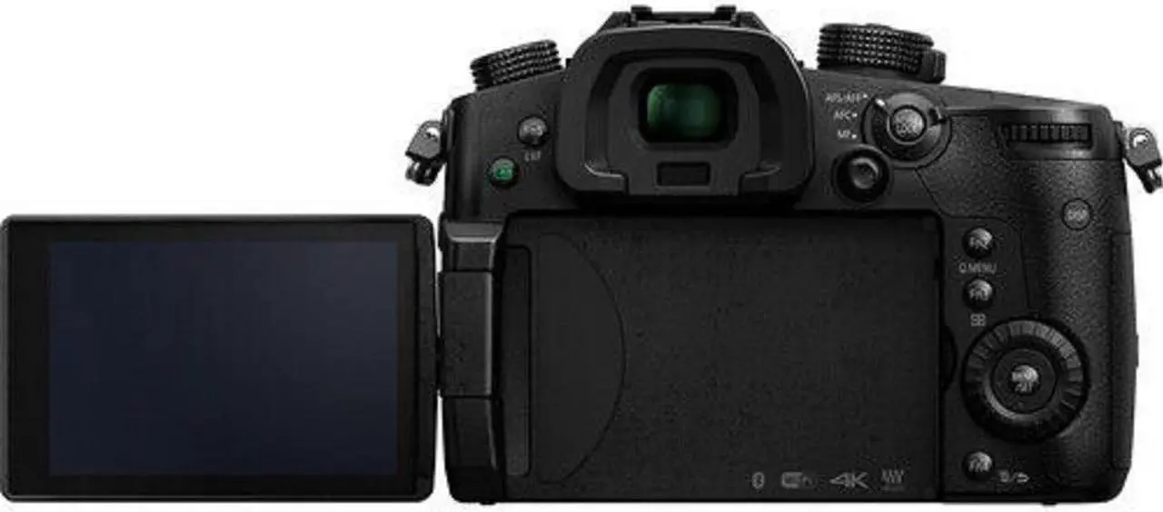 Alt view image 5 of 5 - Panasonic Lumix DC-GH5 Mirrorless Micro 4/3 Digital Camera - 32GB Bundle