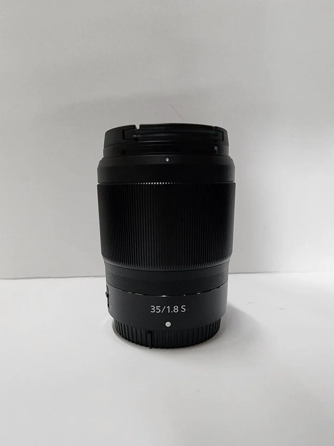 Alt view image 4 of 4 - Nikon NIKKOR Z 35mm f/1.8 S Lens 20081 - UV Filter + Hood Lens Bundle
