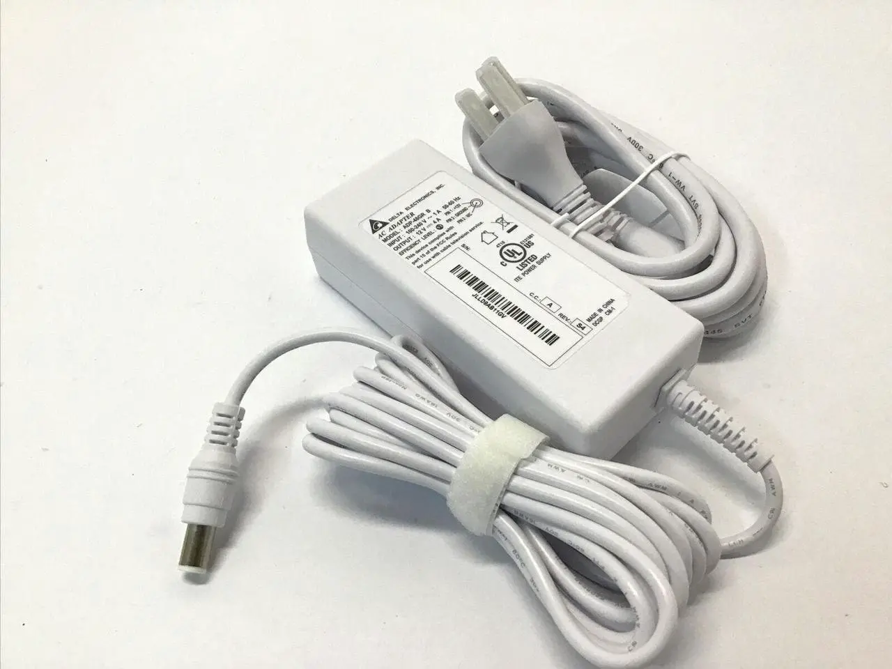 Main image of Delta 48W AC Adapter 100-240V 12V 4A Charger ADP-48GR B Power Supply