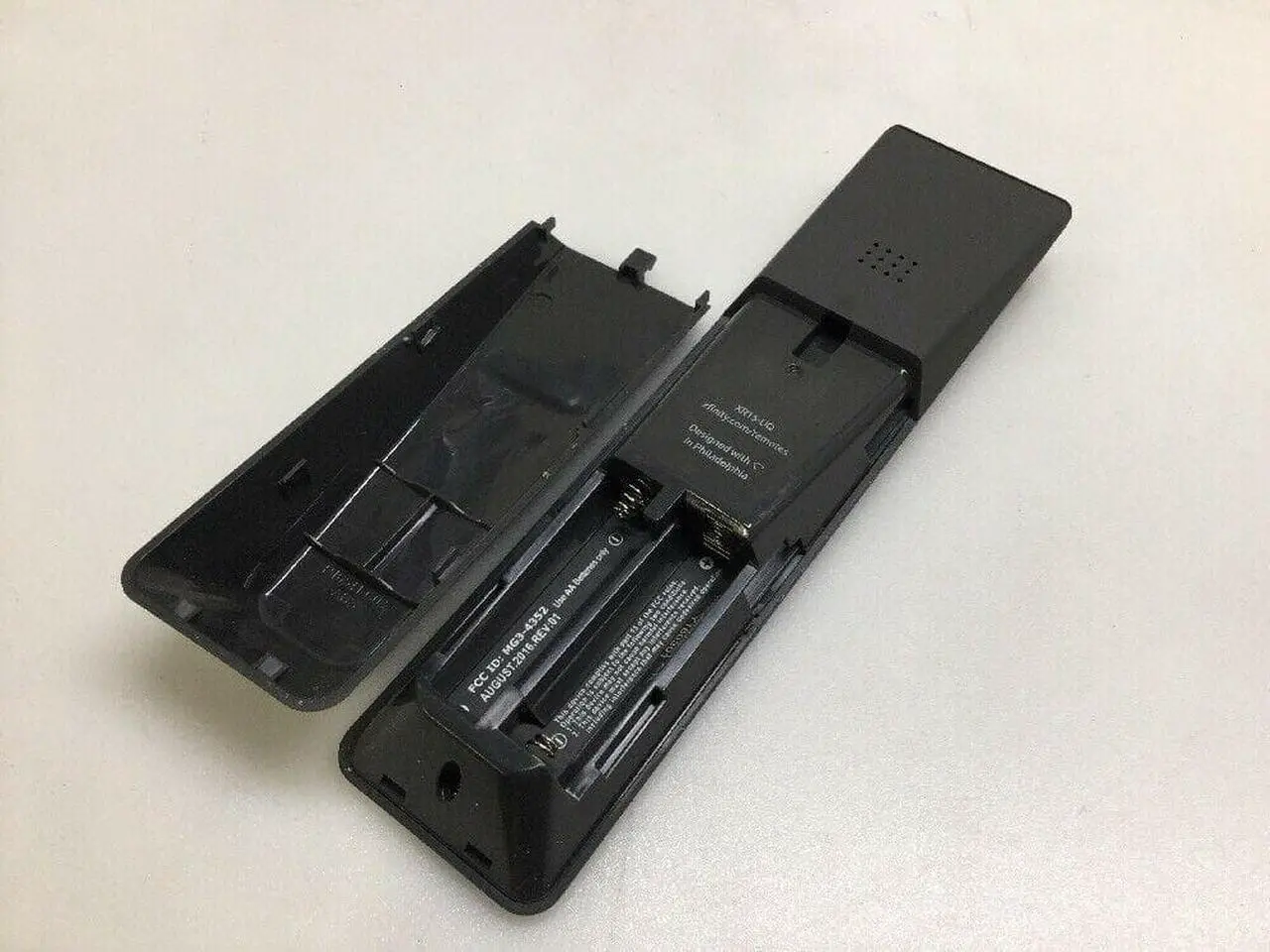 Alt view image 4 of 4 - Xfinity Comcast XR15 Voice Remote Control for X1 Xi6 Xi5 XG2 XR15-RF Rev:01
