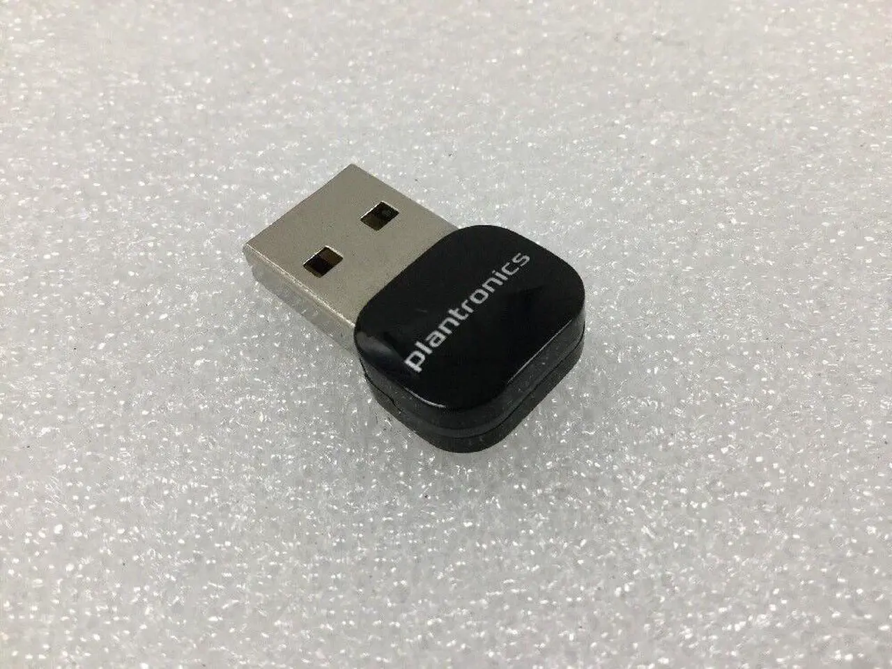 Main image of Plantronics BT300 Bluetooth 2.0 Adapter 89259-02 for Calisto 620 Legend B235