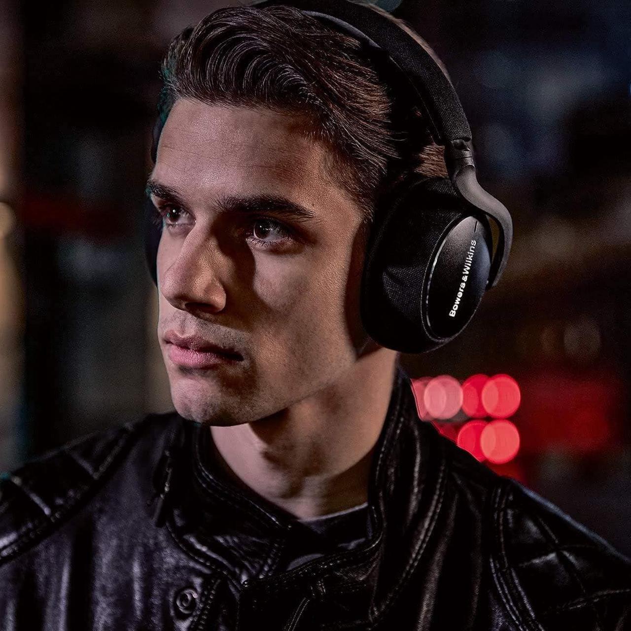 Main image of Bowers & Wilkins Px7 Over Ear Wireless Bluetooth Headphone, Adaptive Noise Cancelling - Carbon Edition