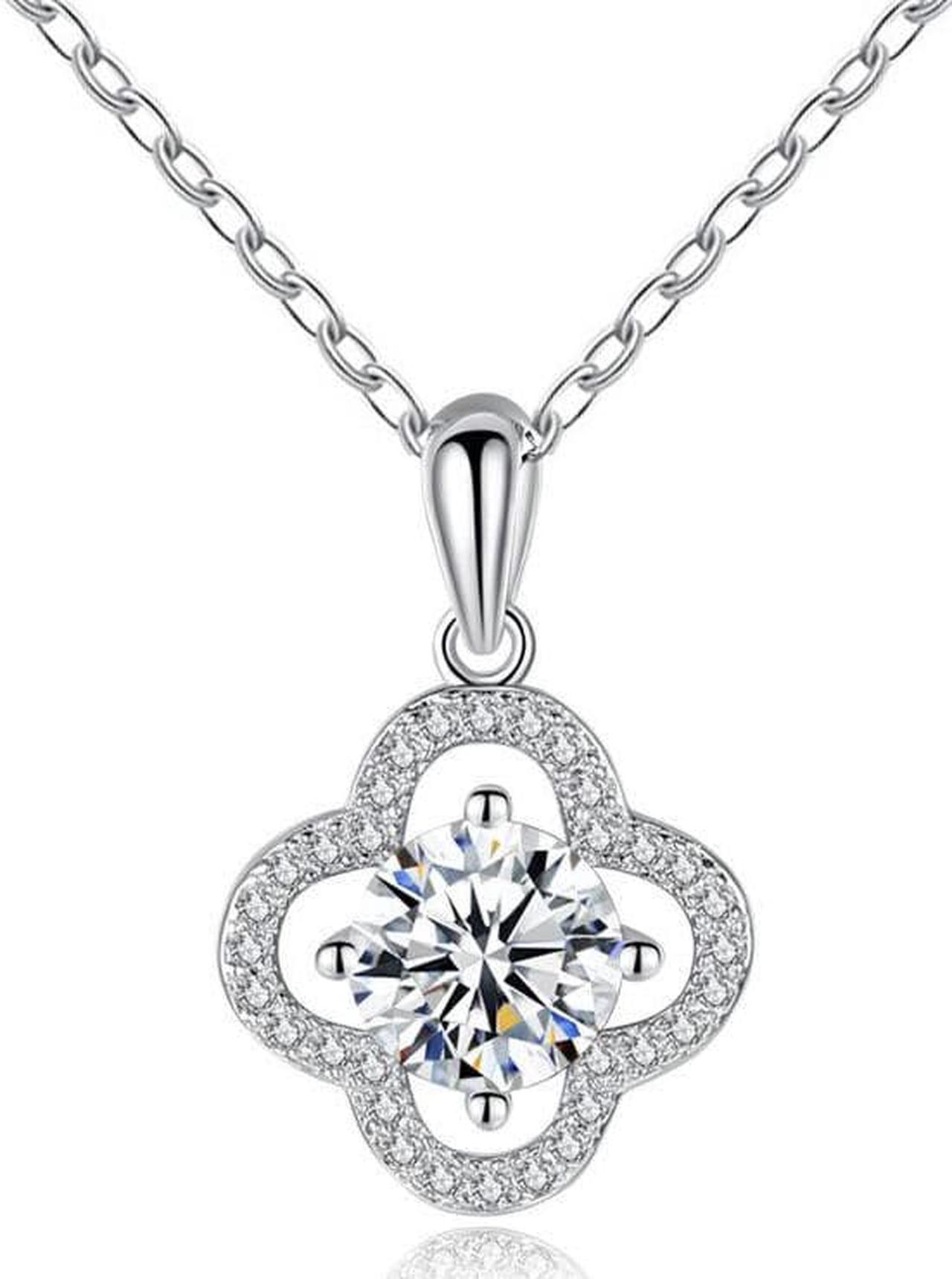 1CT Moissanite Four Leaf Clover Pendant Necklace for Women's 925 Sterling Silver Fashion Necklace for Girl Wedding Jewelry