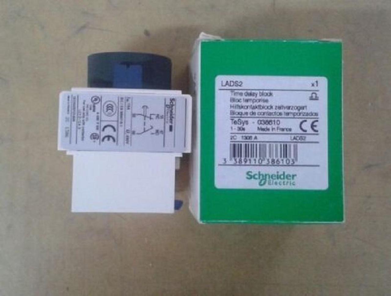 1PC New Schneider LADS2 Contactor Time Delay Auxiliary In Box