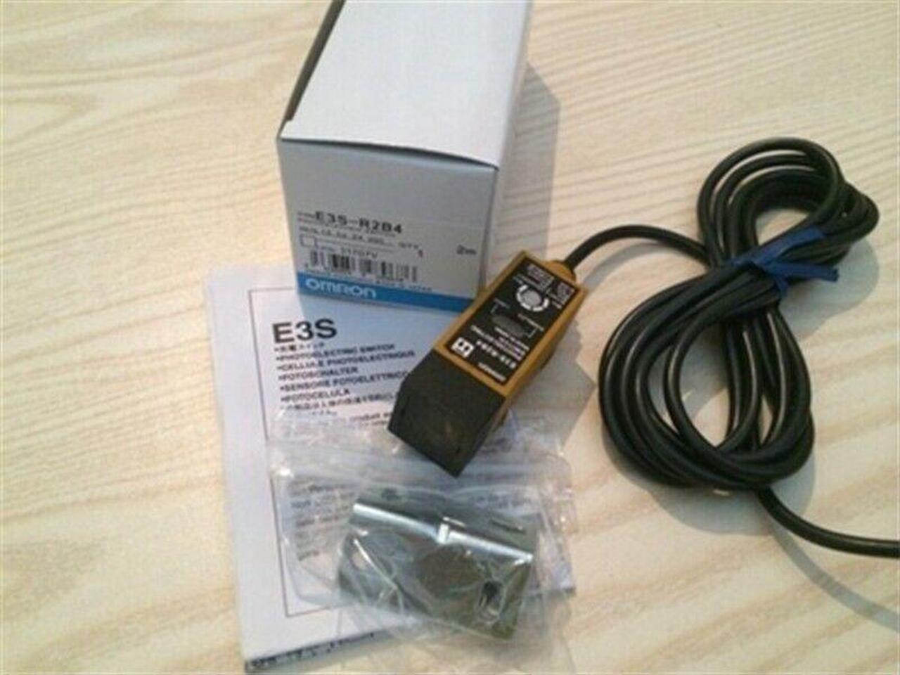 1pcs New Omron Brand New E3S-R2B4 Photoelectric Switch