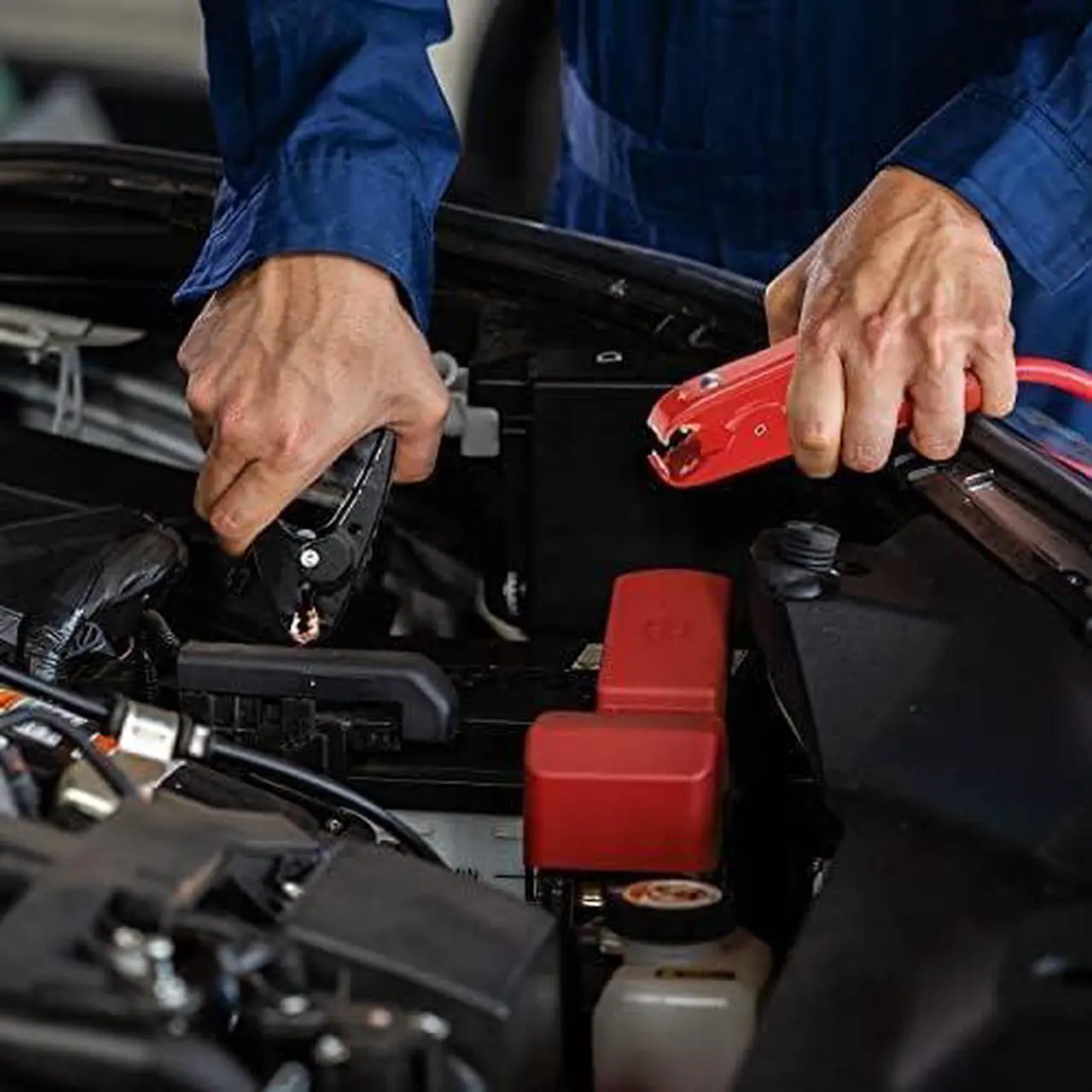 Alt view image 4 of 6 - Jumper Cables, 30 feet, 1 Gauge, 800A, Booster Battery Cables with Permanent Installation kit and Quick Connect Plug for SUV & Trucks with up to 8-Liter Gasoline and 6-Liter Diesel Engines