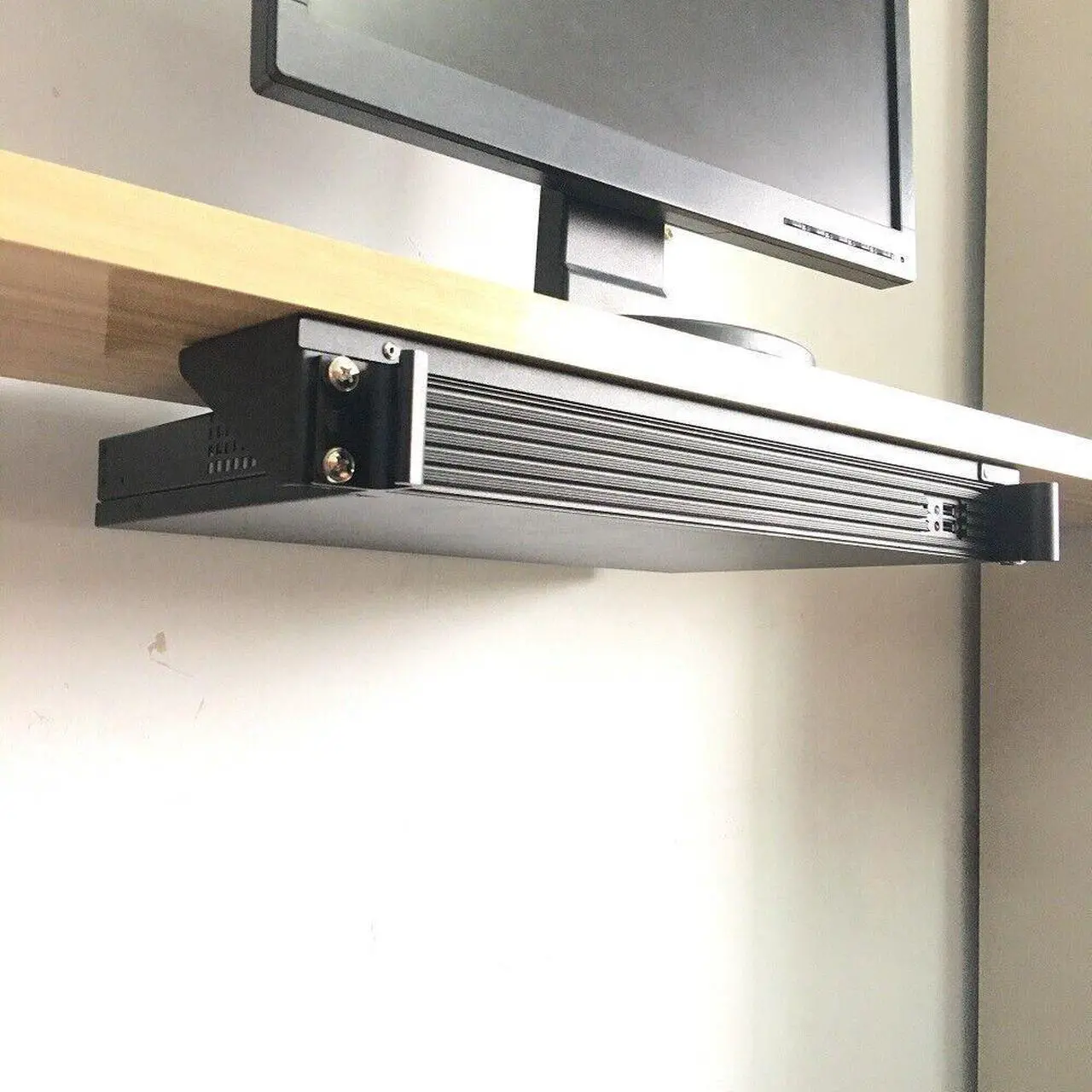 Alt view image 3 of 6 - 1U Lightload Foldable 19 Inch Steel Vertical Rack Wall Mountable Server Rack
