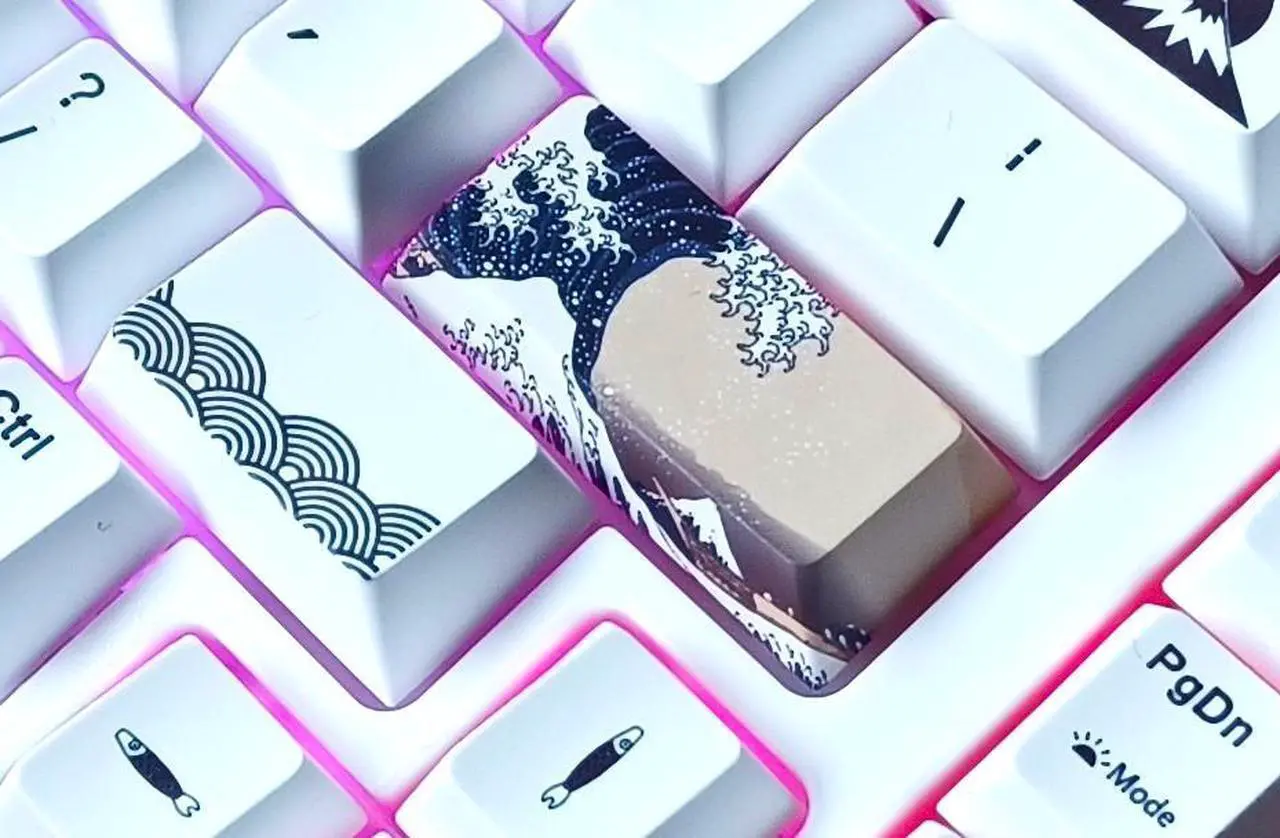 Alt view image 3 of 7 - KB Paradise V75 RGB LED Backlight Great Wave Wired 75% 82Key Mechanical Keyboard, White Case ,18 RGB Backlight Effects, Dye-sublimation keycap ,Hot Swappable,N-Key Rollover,Gateron Pro 3.0 Silver