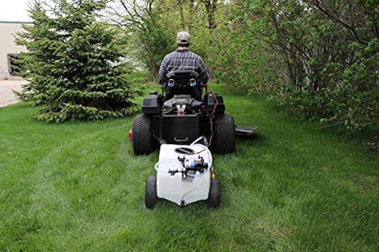 Alt view image 5 of 5 - Homestead 12 Gallon Spot & Broadcast Trailer Sprayer