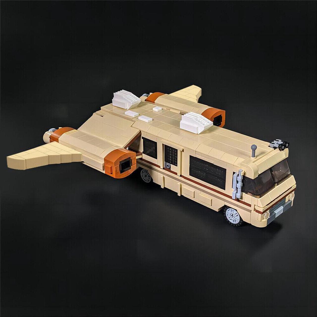 Alt view image 5 of 6 - ZITIANYOUBUILD Eagle 5 Flying Spacecraft / Motorhome with Space Engines Wings from Movie Spaceballs 1235 Pieces 100% Compatible with LEGO Brand New and High Quality