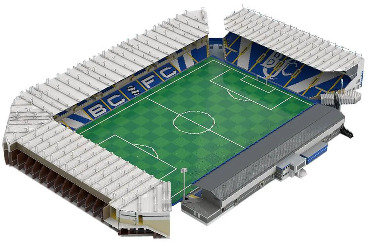 Alt view image 2 of 3 - ZITIANYOUBUILD Custom MOC-85499 UK Famous Football Stadium Building Blocks Set (49818PCS)
