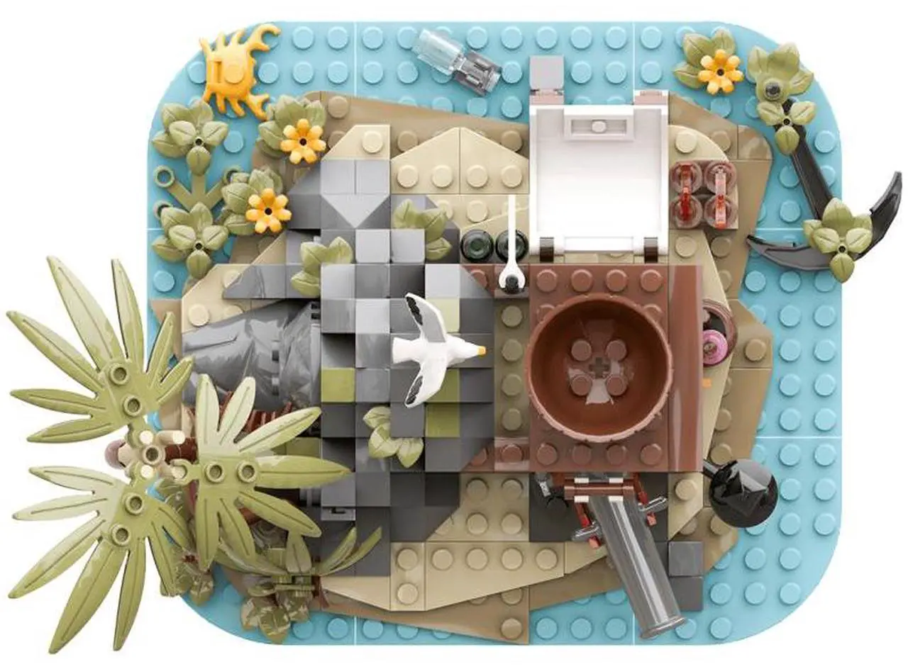 Alt view image 2 of 3 - ZITIANYOUBUILD Custom MOC-195694 Tropical Pirate Survival Island Building Blocks Set (273PCS)