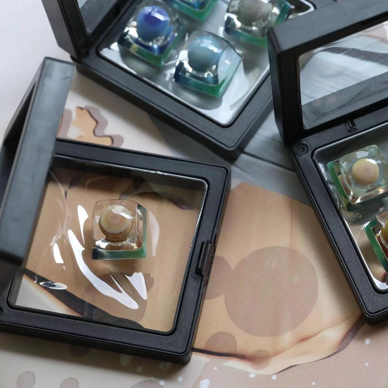 Alt view image 5 of 5 - 3D printed artisan keycaps Resin keycaps - R1/Esc transparent planetary and lunar keycaps for Cherry MX standard gaming mechanical keyboards, The coolest gift for friends and family (Earth)