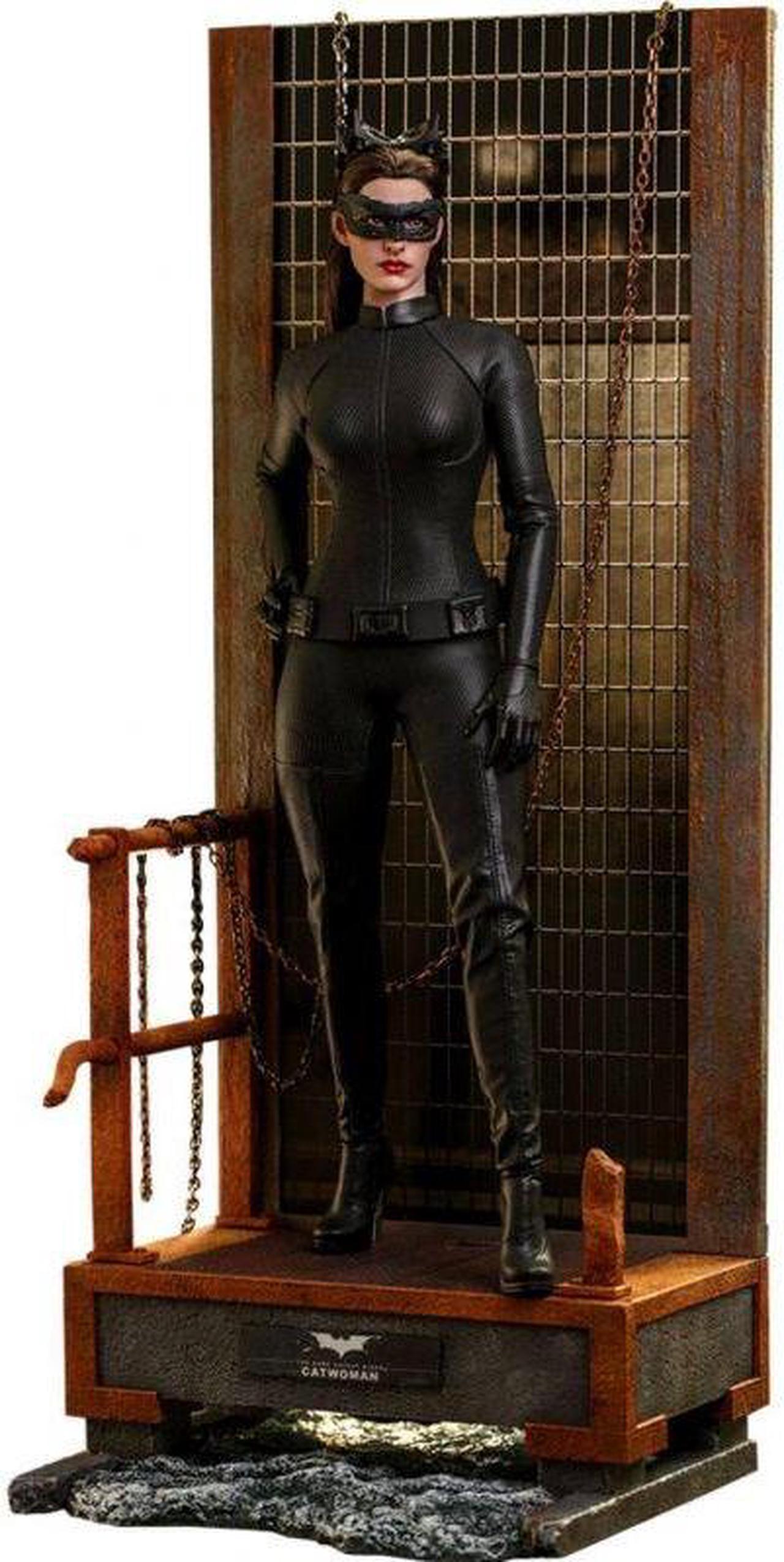 Figure Hot Toys MMS627 - DC Comics - Batman : The Dark Knight Trilogy - Catwoman