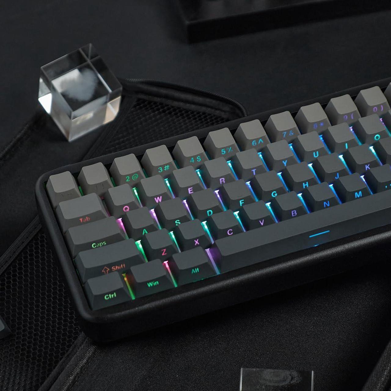 Main image of Gradient Gray Side Print Keycaps, Shine Through PBT Doubleshot Keyboard Keycap, 136 Keys Cherry Profile Custom Keycaps Set for 60% 65% 75% 100% Cherry Gateron MX Switches Mechanical Keyboard