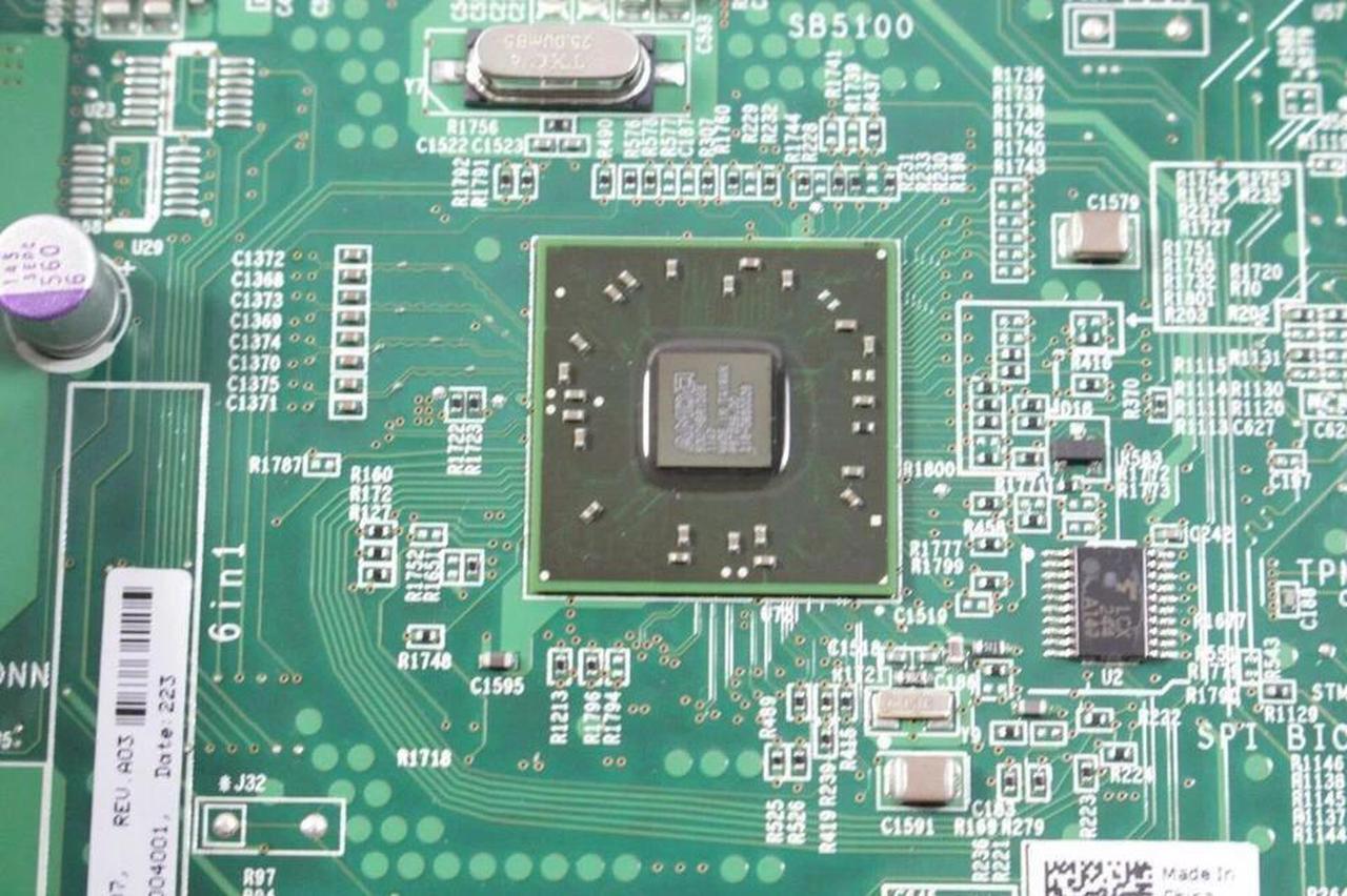 Alt view image 4 of 5 - Dell G2DP3 4-Slot PCIe 2.0 Expansion Rear Riser Board for PowerEdge R715 Servers 0C5MMK C5MMK