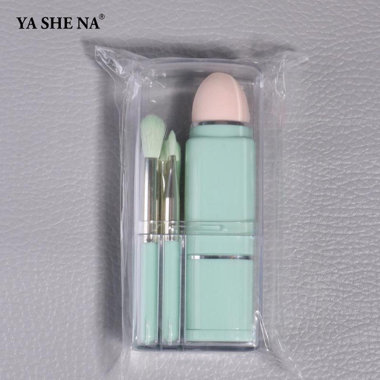 Mini Portable Scalable 8 In 1 Makeup Brush Set with PVC Gift Box Powder Blush Eye brushes Beauty Travel Makeup Tools Green