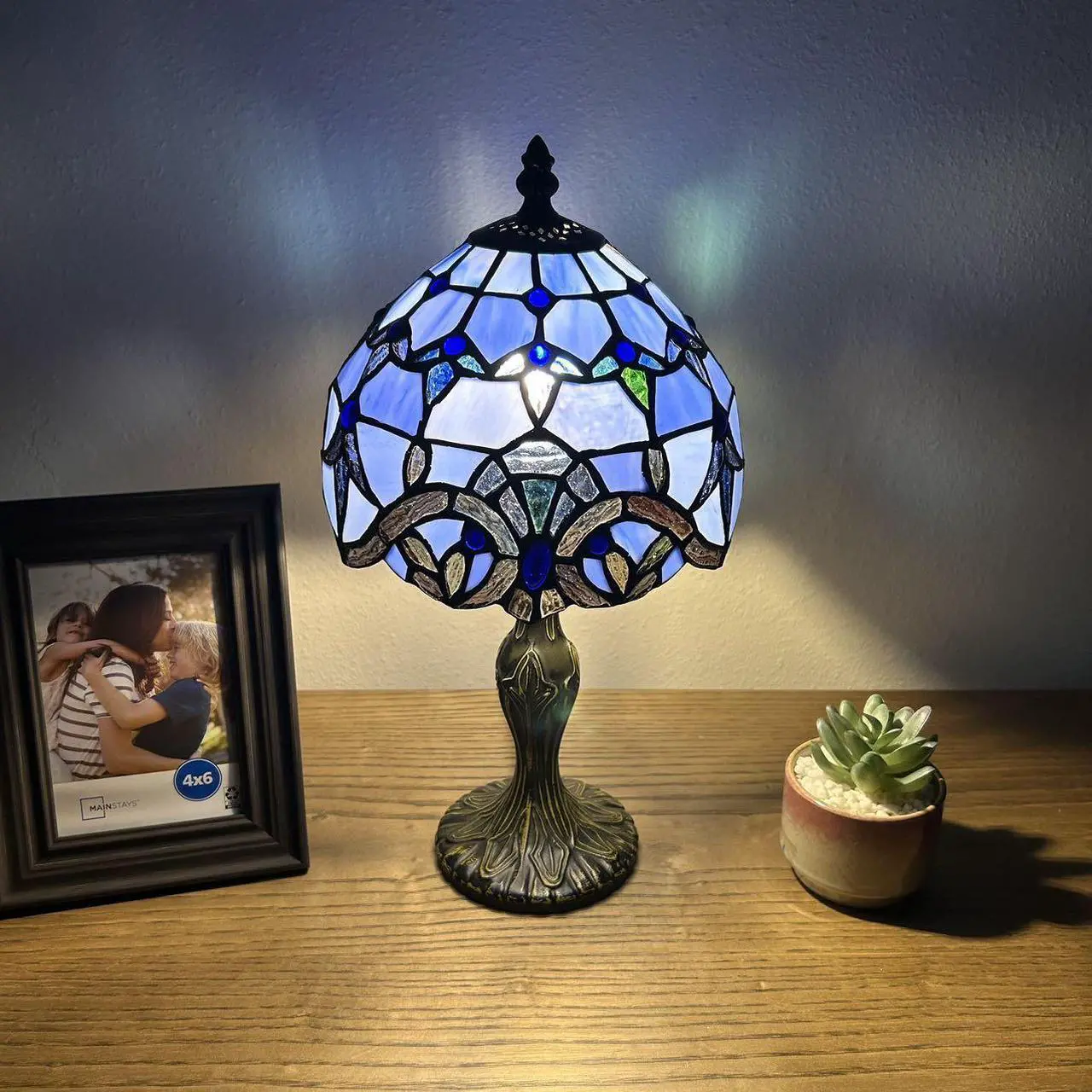 Main image of ENJOY DECOR LAMPS Tiffany Style Mini Table Lamp Blue Stained glass Baroque Style Lavender for Living Room Bedroom Bedside 8"W*8"D*15"H
