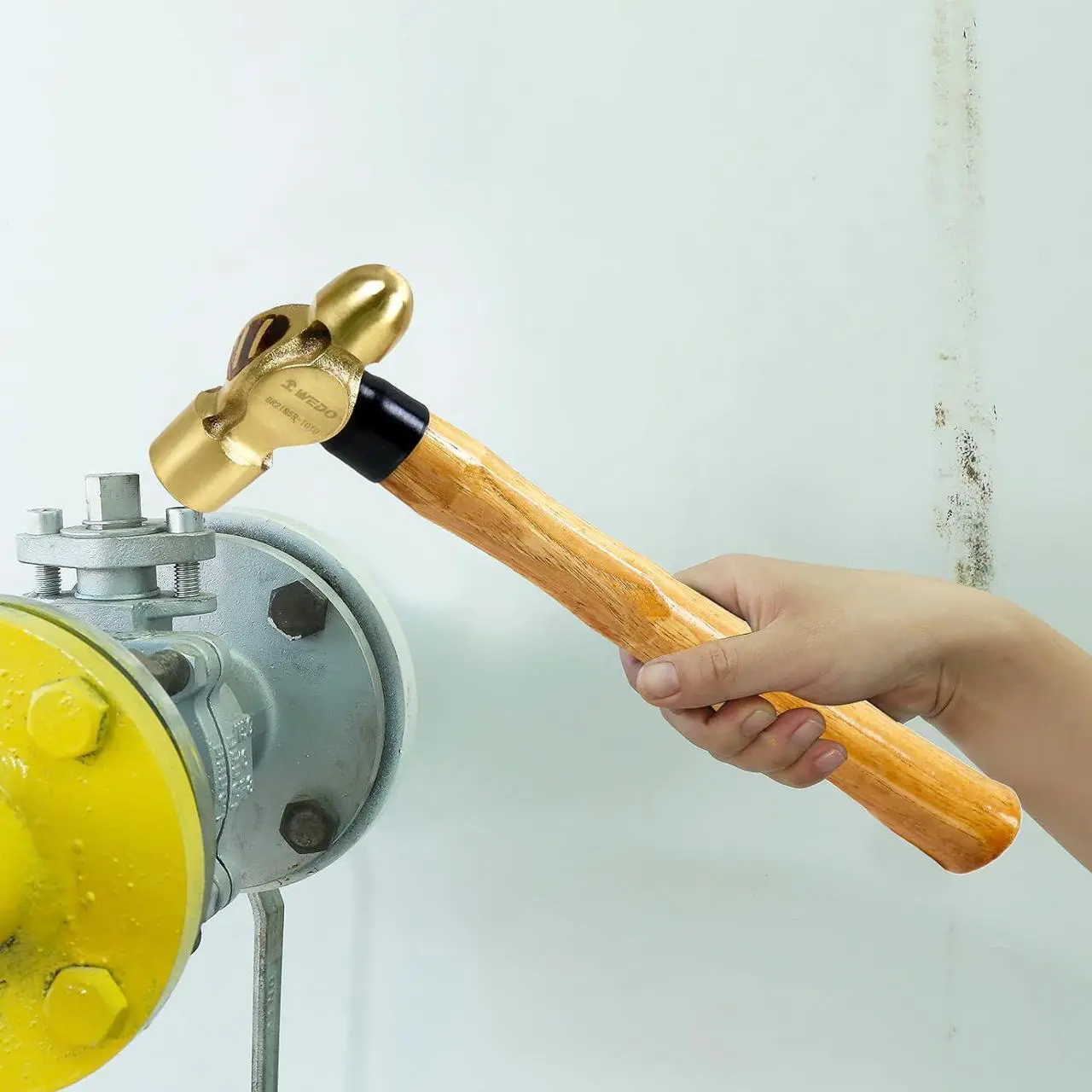 Alt view image 6 of 6 - WEDO Brass Ball Peen Hammer 32 oz(2lb), Ball Pein Hammer with Wooden Handle, Length 340mm(13"), Die-Forged, Corrosion Resistant, DIN Standard