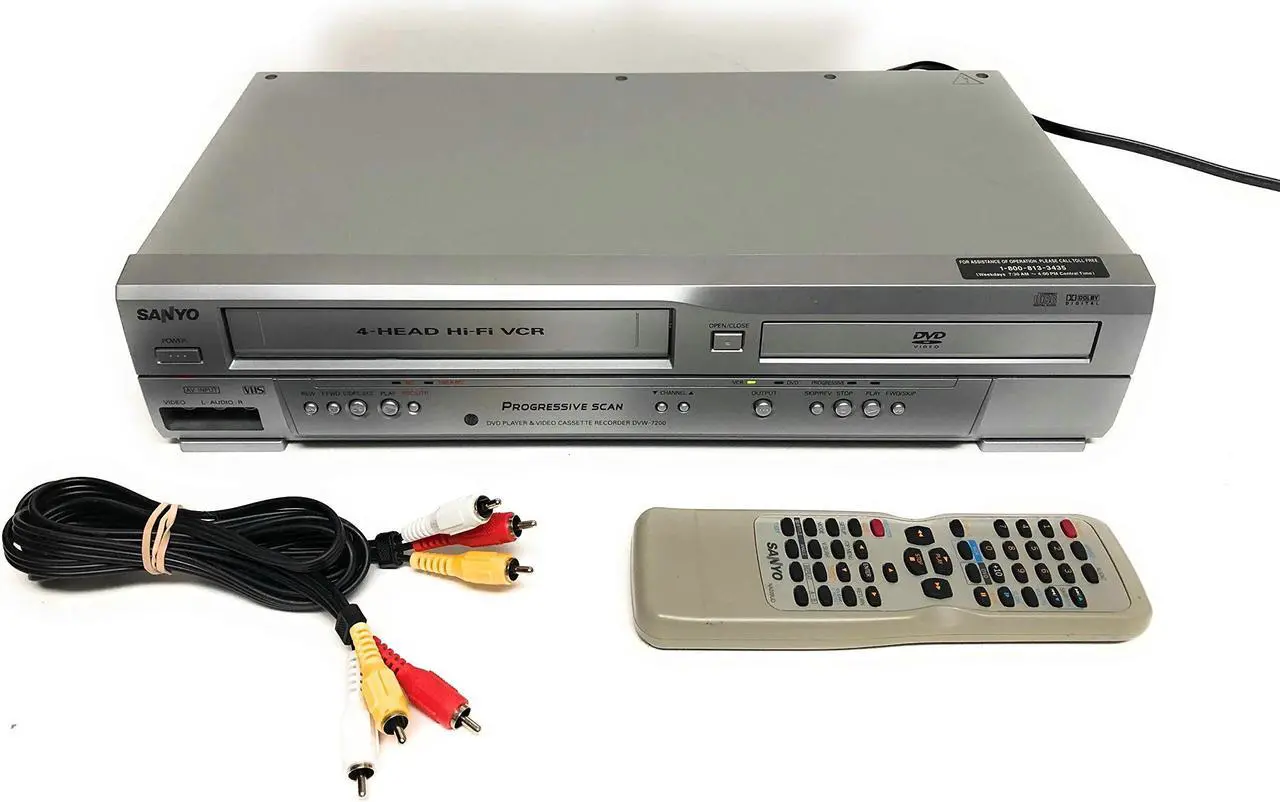 Main image of Sanyo DVW-7200 DVD/VCR Combo, DVW-7200 [Electronics]