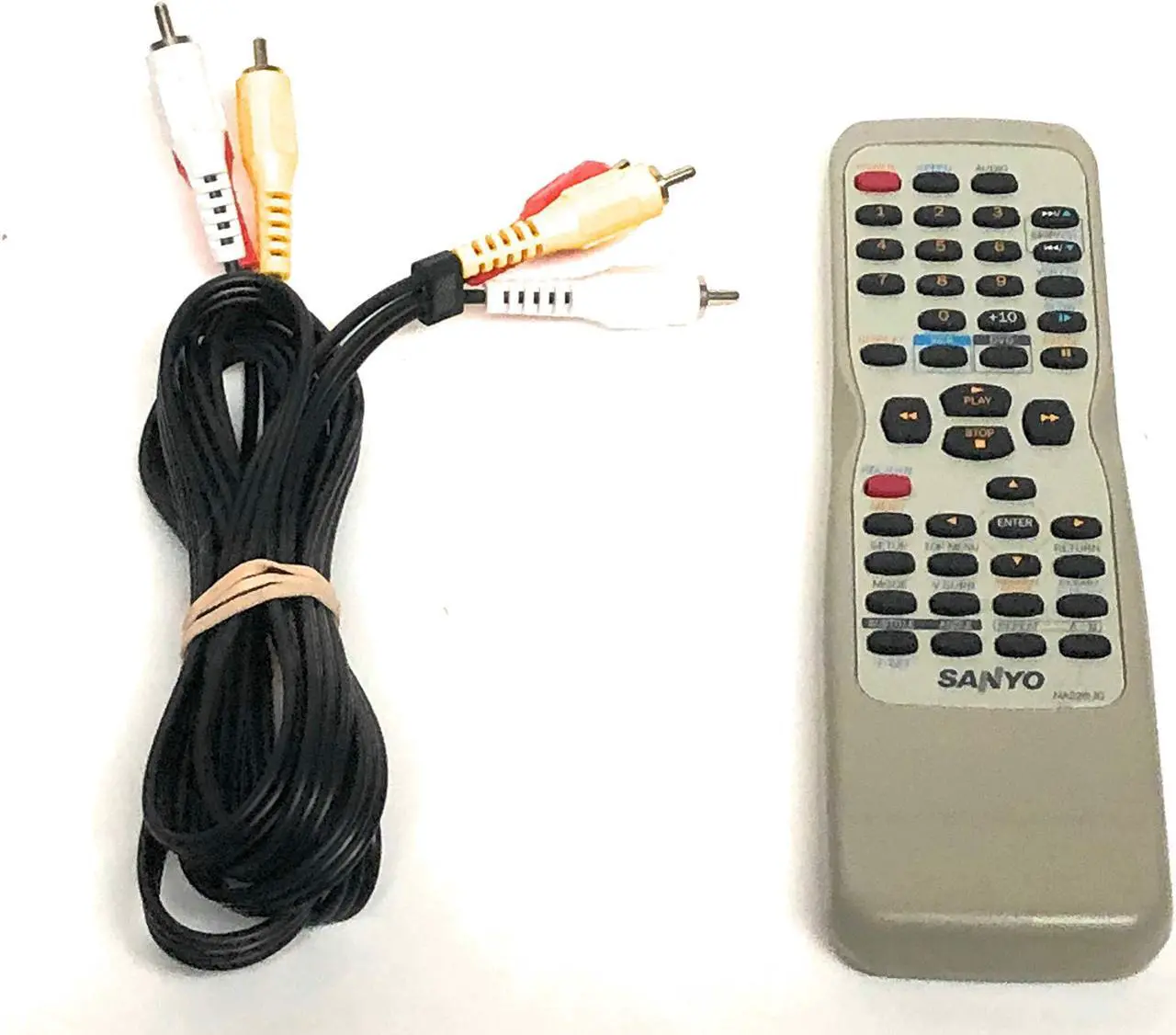 Alt view image 4 of 4 - Sanyo DVW-7200 DVD/VCR Combo, DVW-7200 [Electronics]