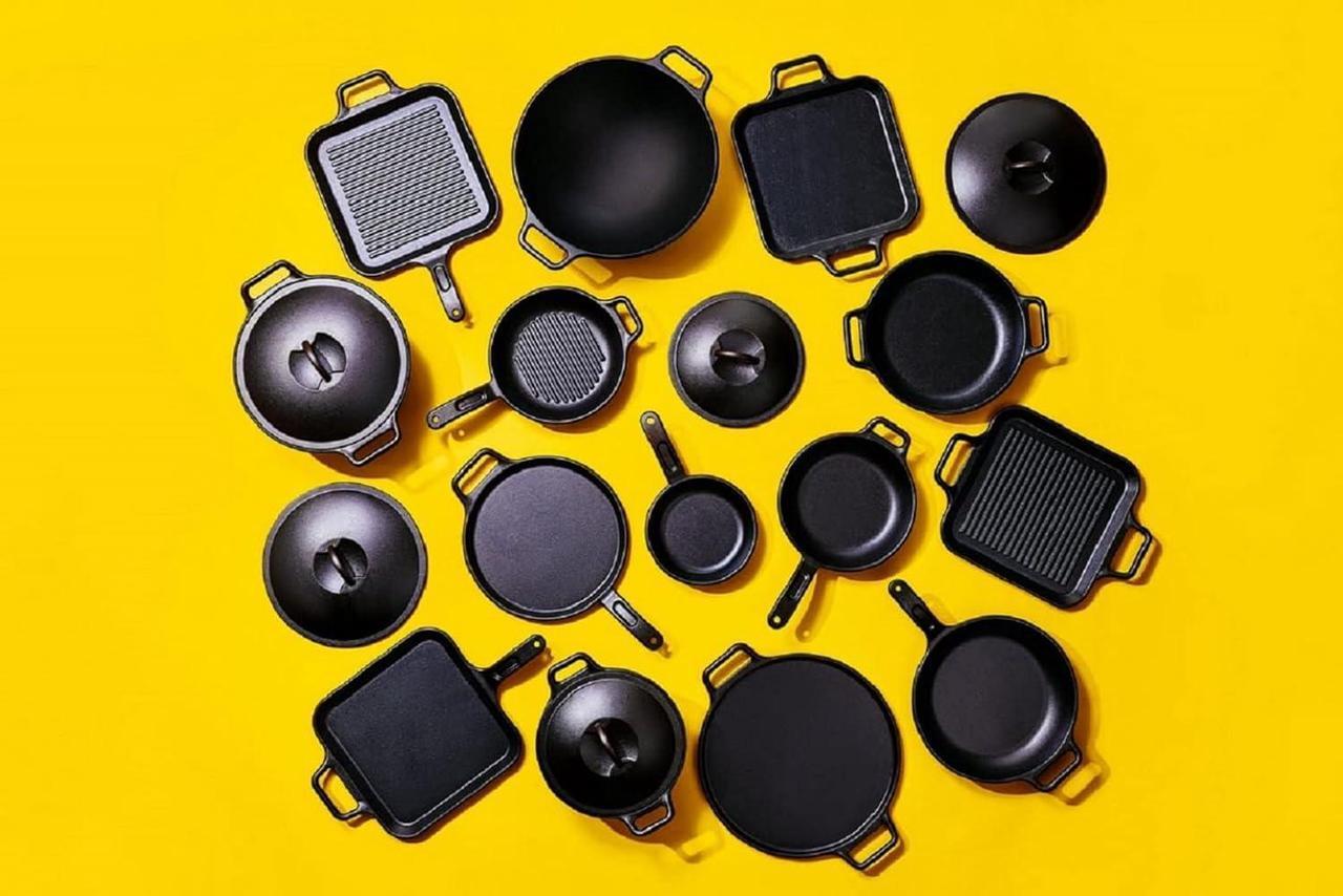 Alt view image 5 of 7 - Lodge BOLD 12 Inch Seasoned Cast Iron Square Griddle, Design-Forward Cookware