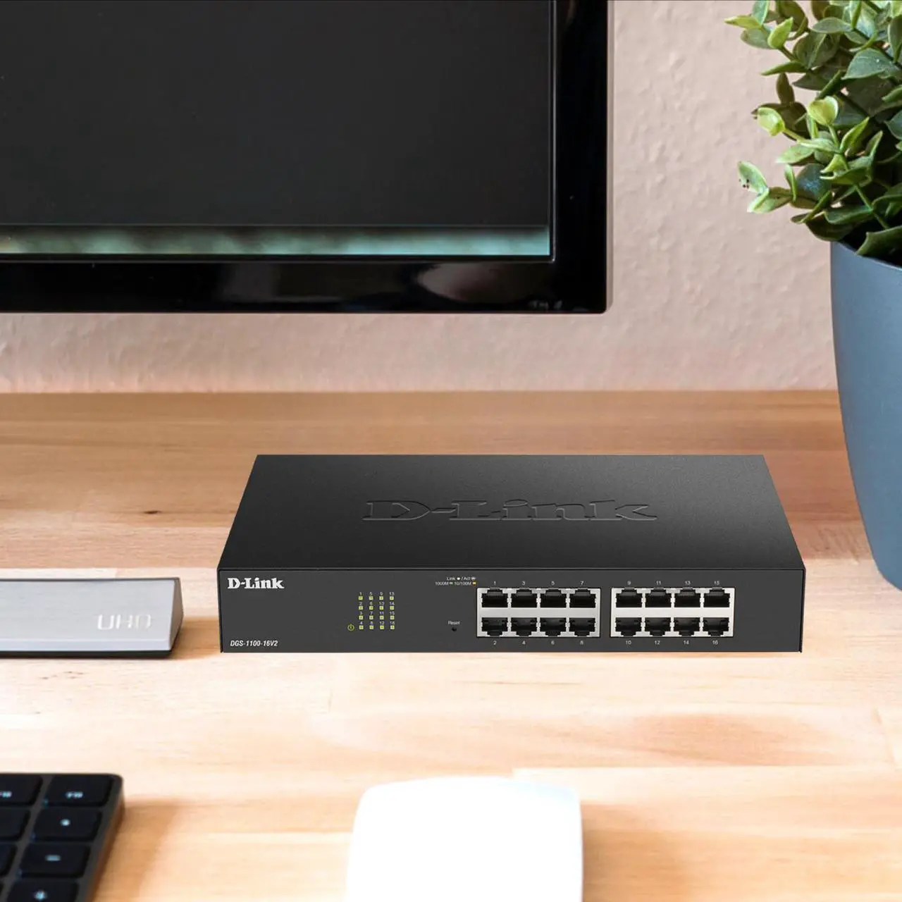 Alt view image 4 of 6 - D-Link 16-Port Gigabit Smart Managed Switch | Web Managed | Cable Diagnostics | NDAA Compliant - (DGS-1100-16V2)