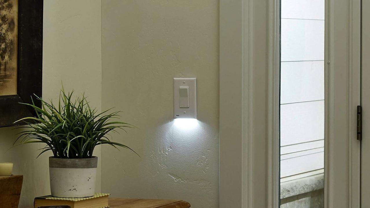 Alt view image 3 of 4 - SnapPower SwitchLight Cover- LED Night Light - for 3-Way Light Switches - Light Switch Plate with LED Night Lights - Adjust Brightness - Auto On/Off Sensor - (Toggle, White)