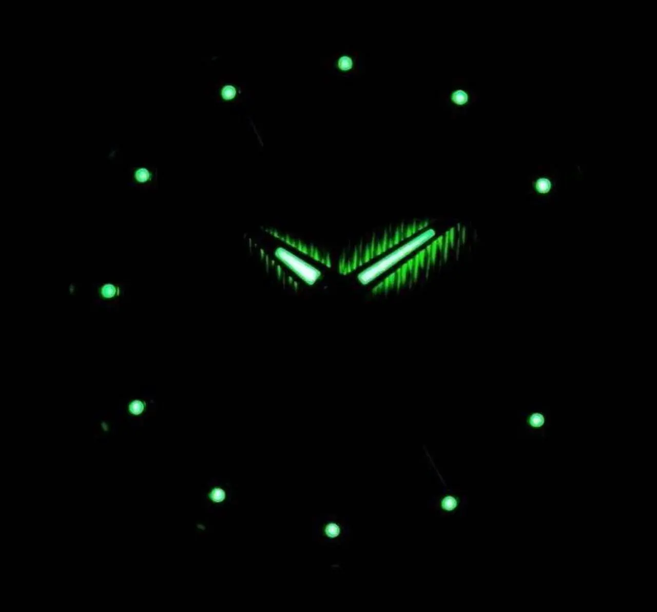 Alt view image 2 of 7 - Seiko 5 Automatic 21 Jewels SNK601 SNK601K1 SNK601K Men's Watch
