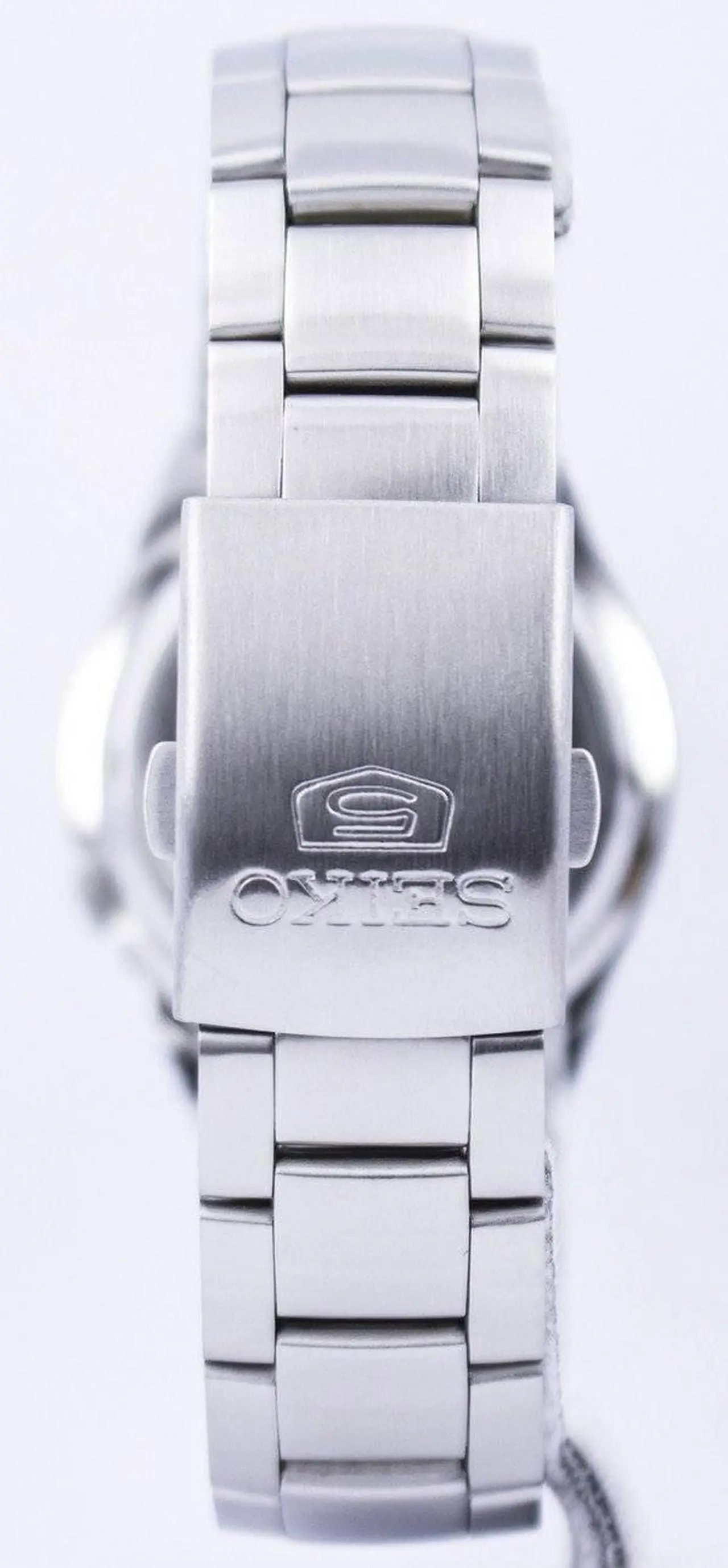 Alt view image 4 of 7 - Seiko 5 Automatic 21 Jewels SNK601 SNK601K1 SNK601K Men's Watch
