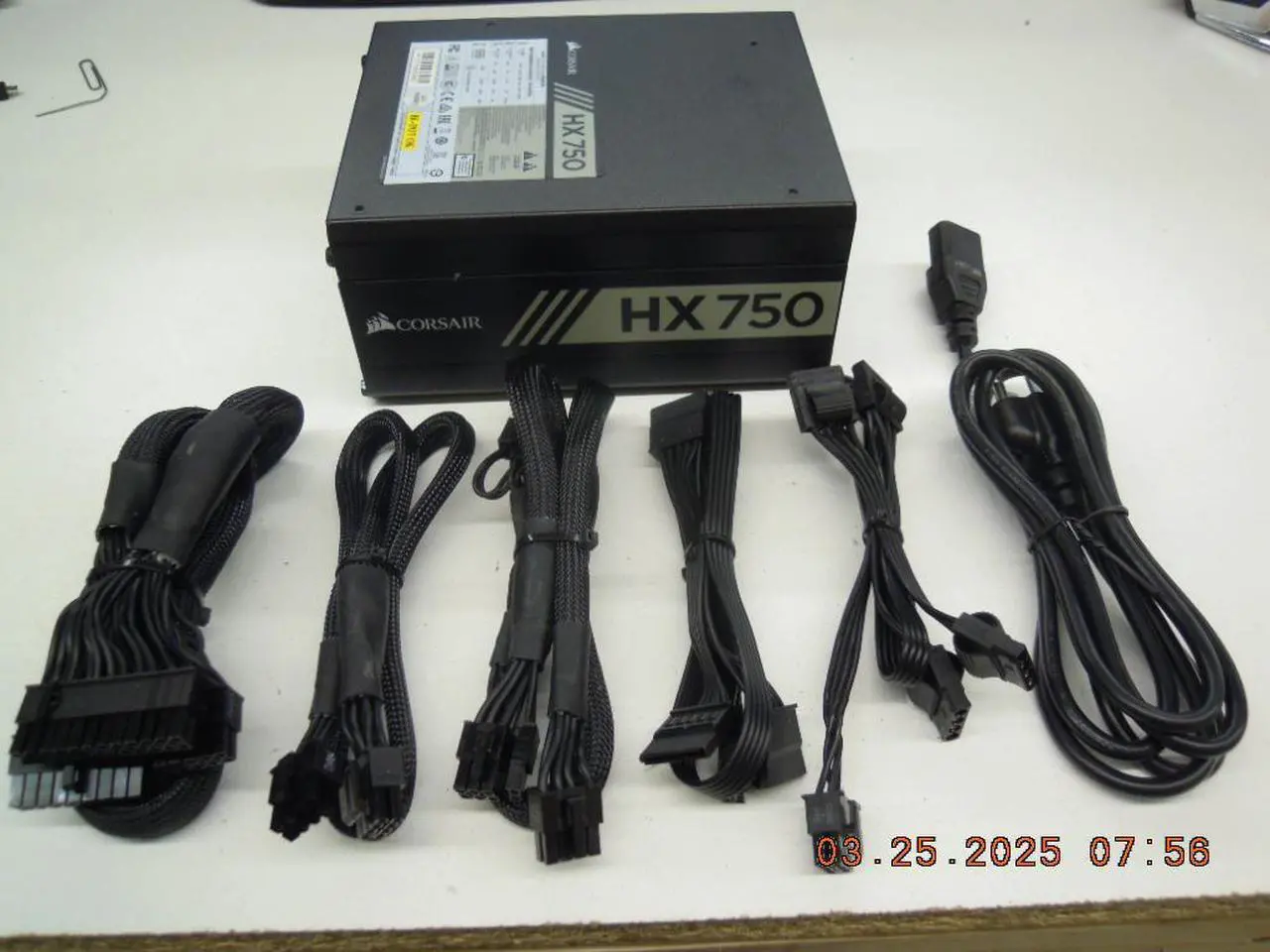 Main image of Corsair HX Series - HX750 ATX12V v2.4 EPS 2.92 Standards AC Power Supply 750 Watt 80 Plus Gold Certified Modular PSU Model RPS0074 P/N: CP-9020137
