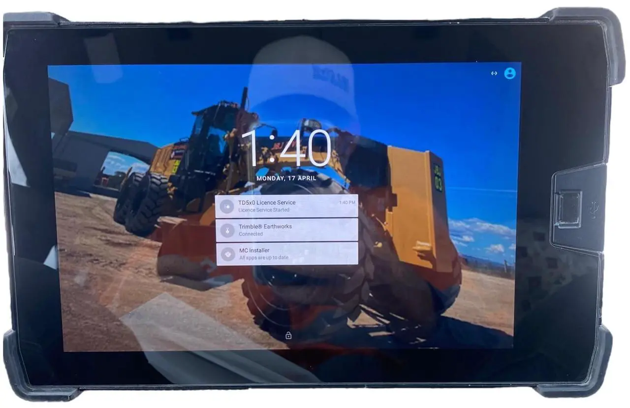 Alt view image 5 of 5 - Arch developments Trimble Earthworks Screen Protector for TD520 Tablet 10"