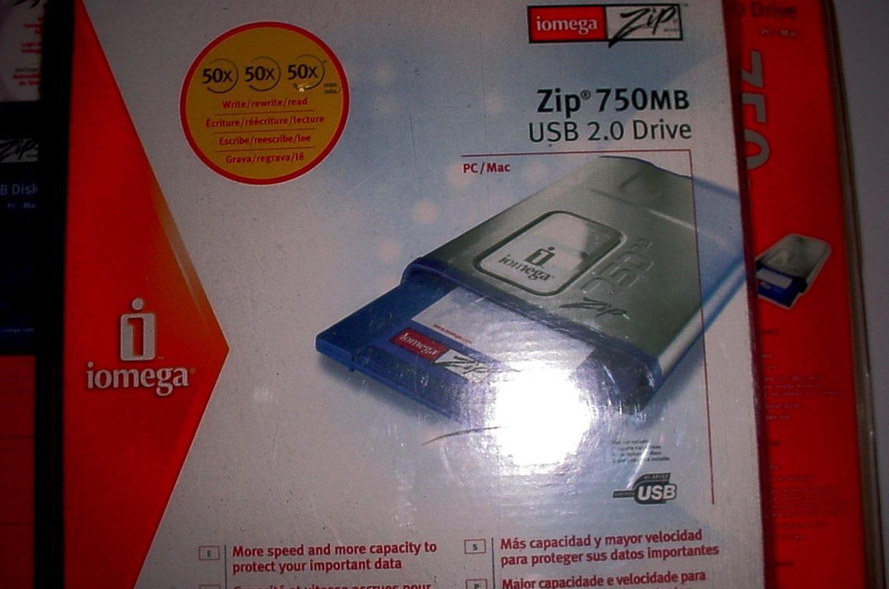 Alt view image 2 of 3 - Iomega Zip 750MB USB 2.0 Drive - External