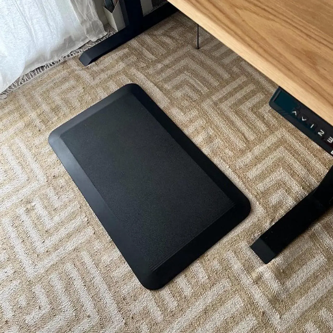 Alt view image 3 of 7 - Desky Anti-Fatigue Rectangle Standing Mat