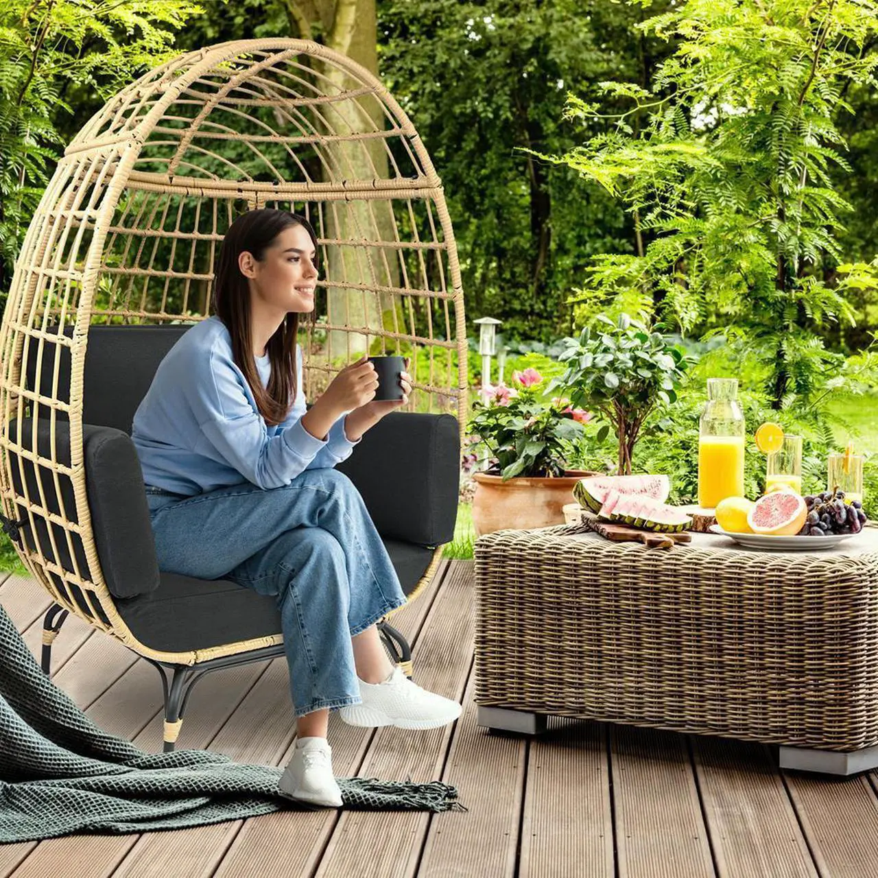 SereneLife Wicker Rattan Egg Chair - Thumbnail 2