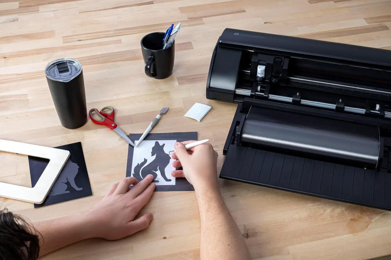 Alt view image 5 of 5 - Silhouette CAMEO 5 - Matte Black