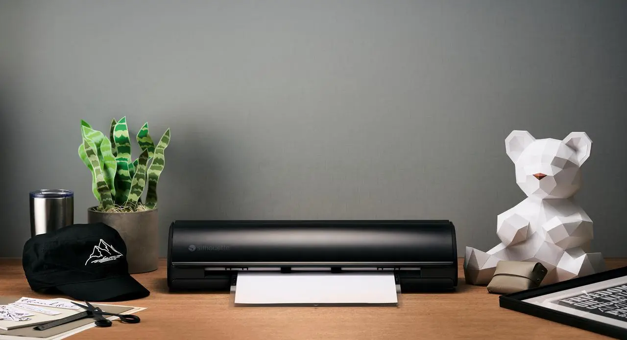 Alt view image 4 of 5 - Silhouette CAMEO 5 - Matte Black