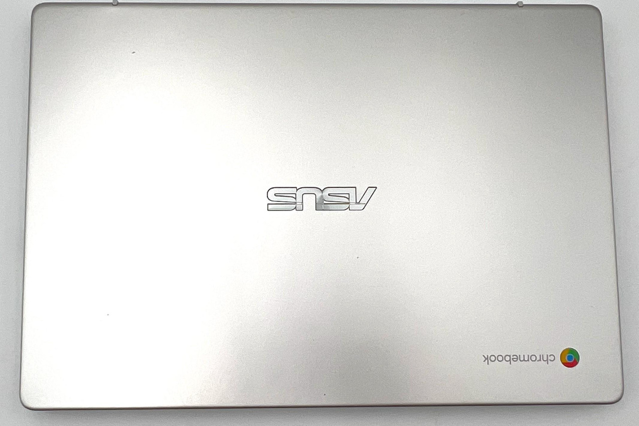 ASUS Chromebook C424MA-WH44F 14" Laptop – Intel N4020, 4GB RAM, 64GB EMMC, Chrome OS (Refurbished)
