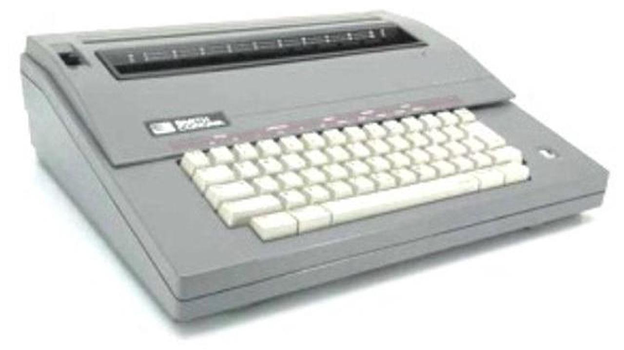 Main image of Smith Corona Portable Electronic Typewriter (Reconditioned by Around The Office)