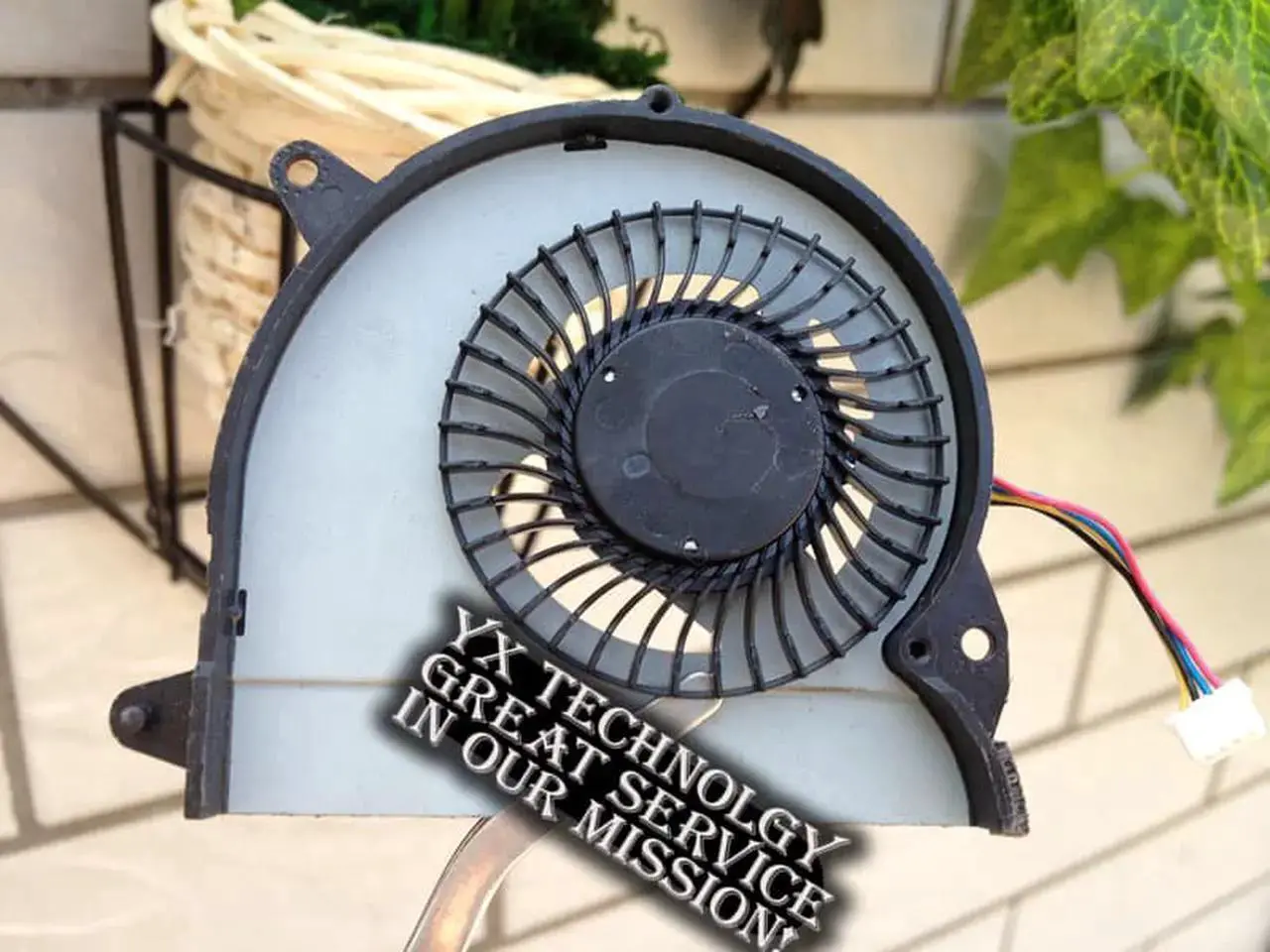 Alt view image 2 of 2 - Delta Notebook fan DC5V 0.40A KDB05105HB-BJ23