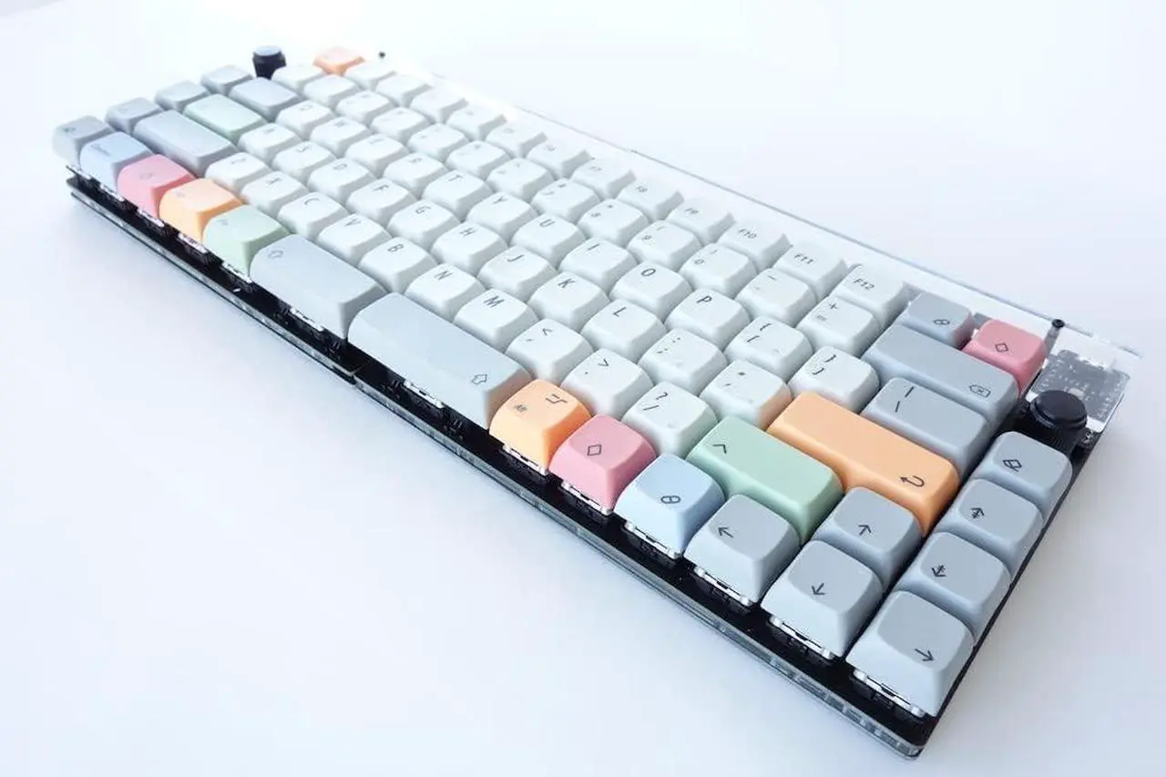 Main image of nullbits SNAP 75% Mechanical Keyboard Kit (Plus - White)