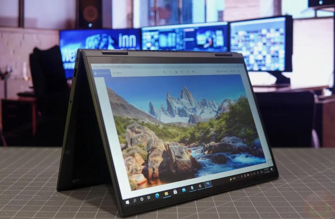 Alt view image 3 of 7 - Lenovo ThinkPad X1 Yoga Gen 6 14 Touch 2-in-1 Laptop i7-1185G7 32GB 512GB Win10P Pen