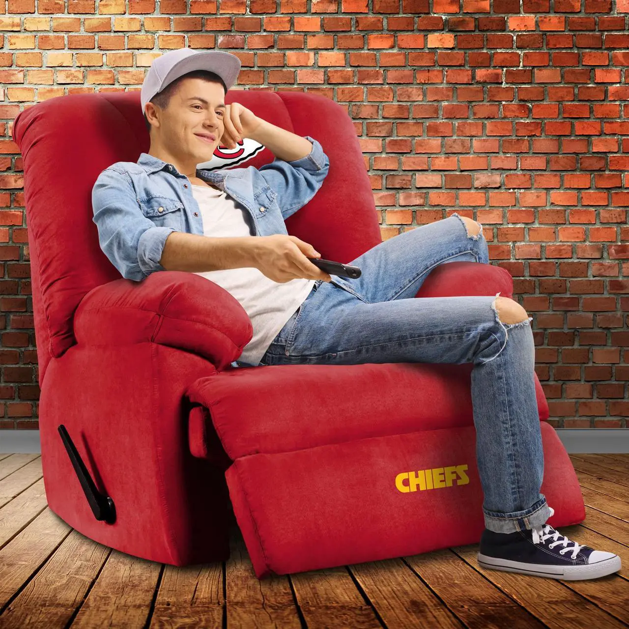 Alt view image 5 of 5 - Imperial Officially Licensed NFL Furniture: Kansas city chiefs gM Recliner