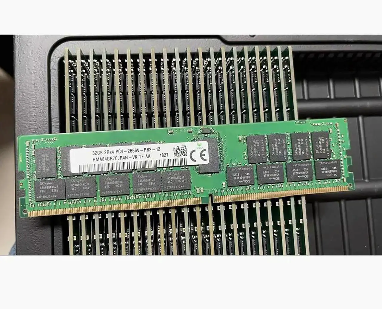 Alt view image 2 of 3 - For SK Hynix RAM HMA84GR7CJR4N-VK 32GB 2RX4 PC4-2666V DDR4 2666 ECC REG