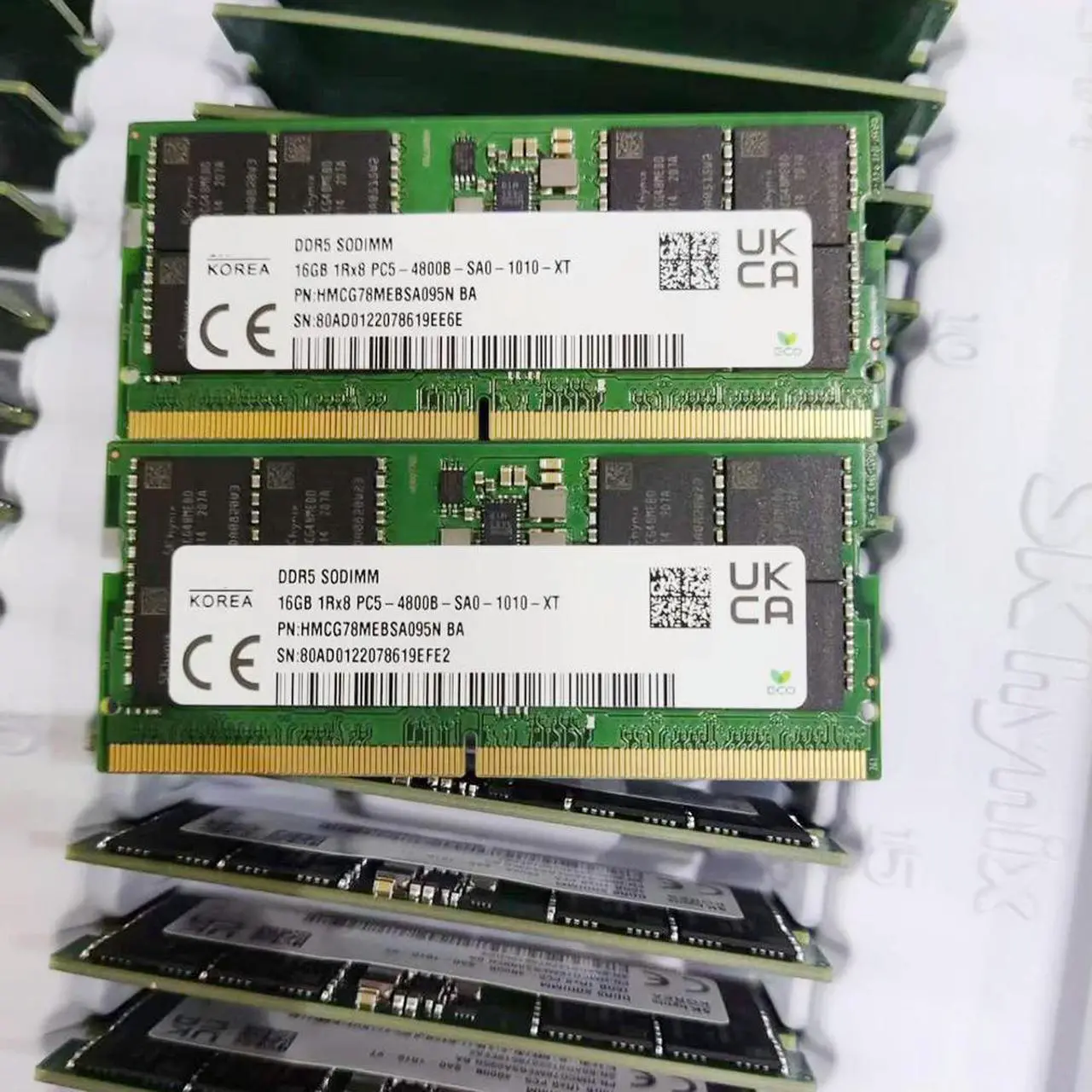 Alt view image 2 of 4 - 1 Pcs For SK Hynix RAM HMCG78MEBSA095N 16G DDR5 4800 1RX8 PC5-4800B 16GB Laptop Memory Fast Ship